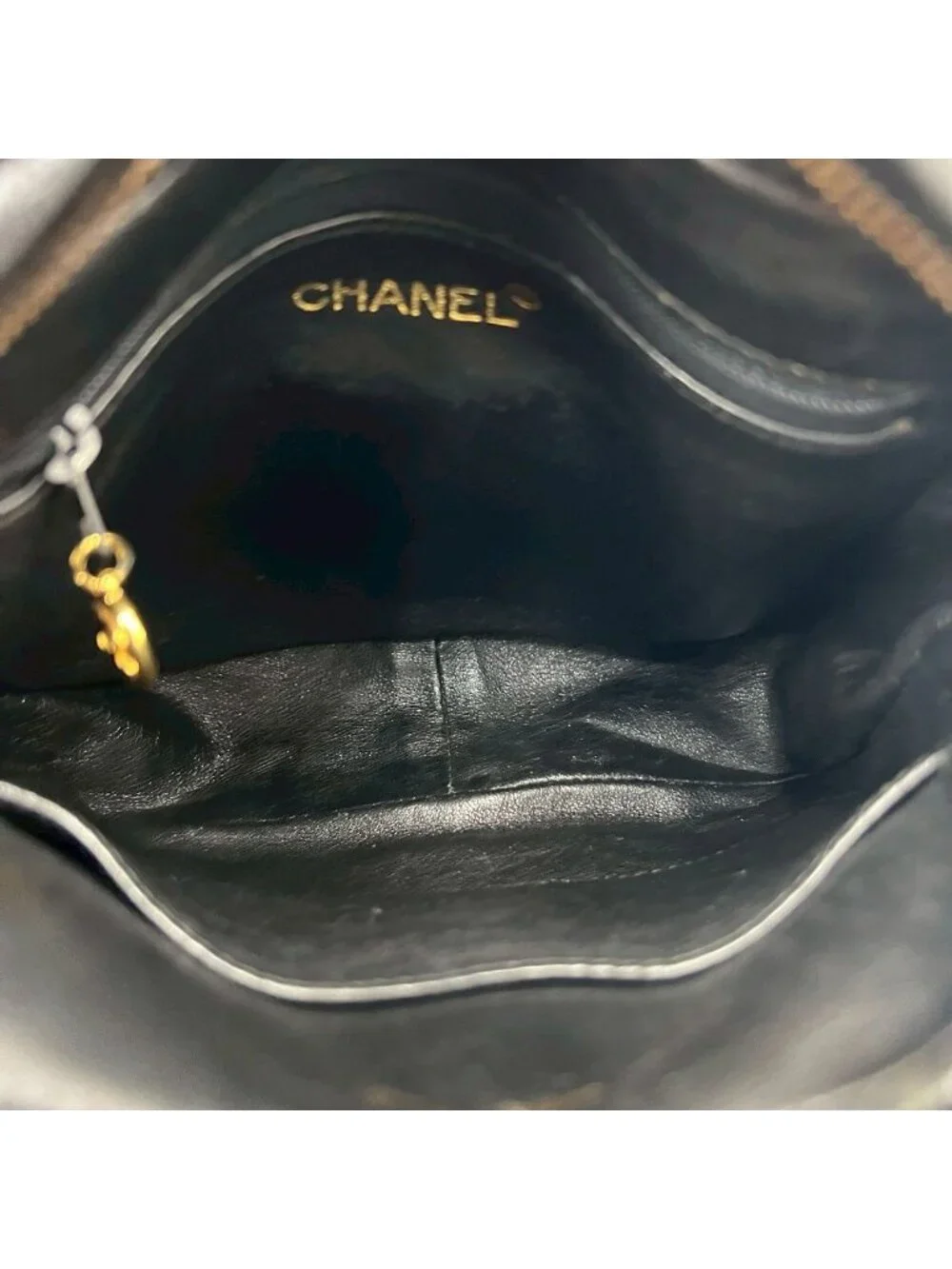 Chanel Vintage Quilted CC Logo Caviar Leather Shoulder Bag Black